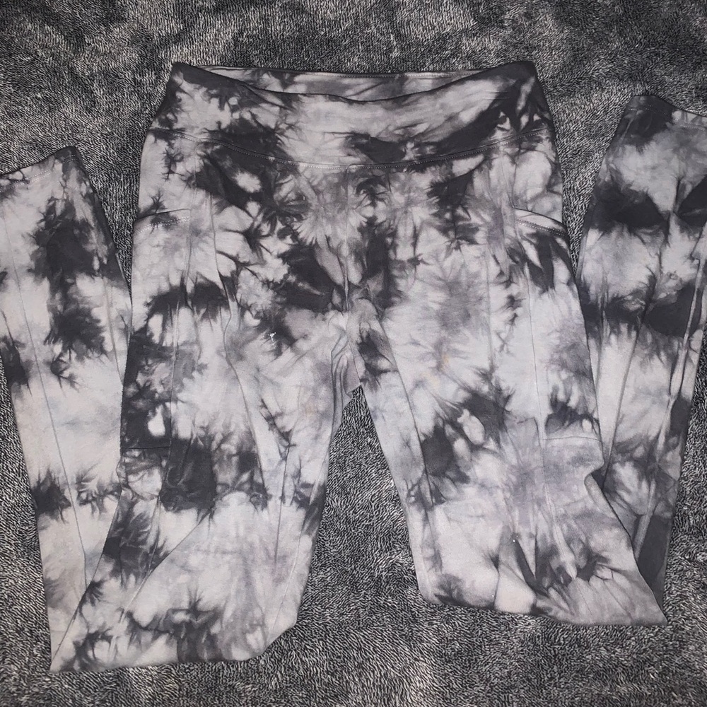 Grey cloudy tights with side pockets